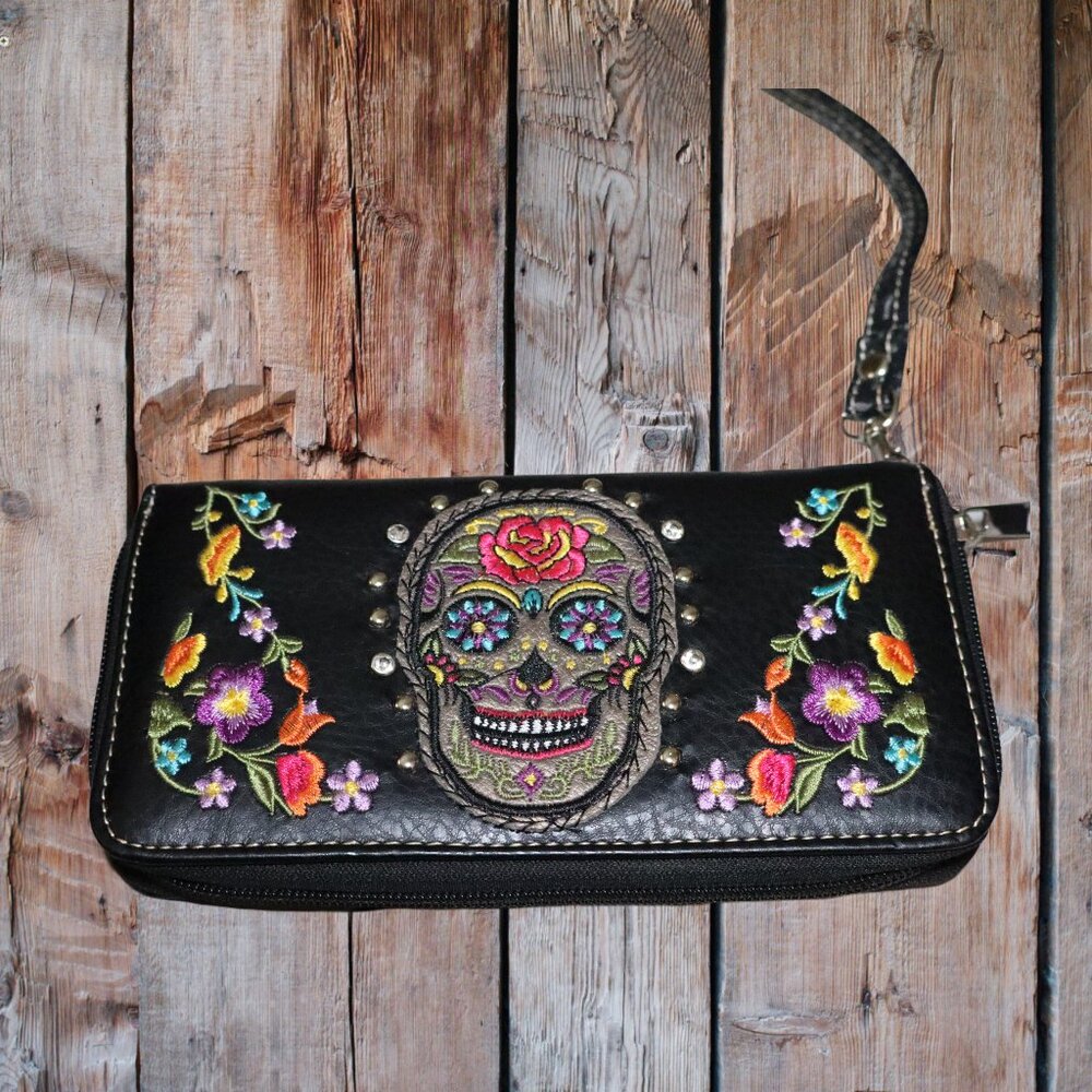 Source Unknown Black Embroidered Sugar Skull Wristlet Clutch
